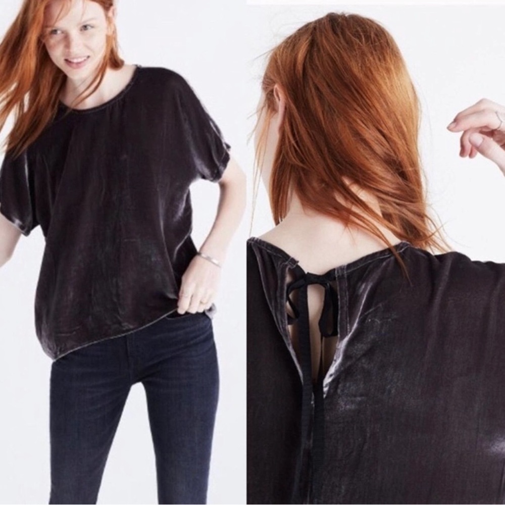 Selling this MADEWELL CRUSHED VELVET TOP in size Small.